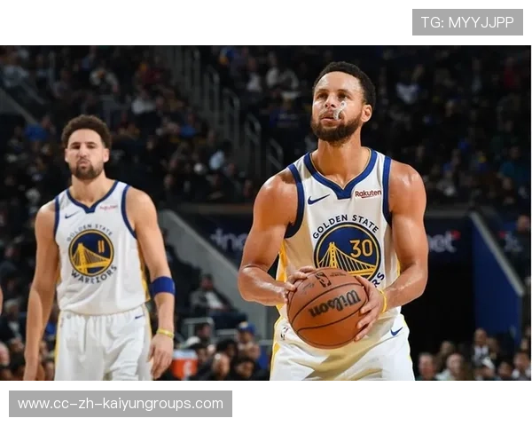 克莱外线火力全开，勇士自动切换雨点模式